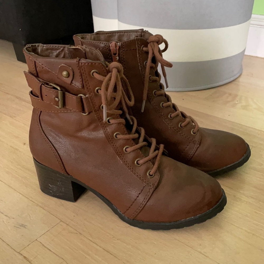 Lace-up Ankle Boots